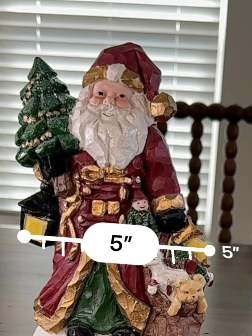 Old World Santa Claus Resin Figurine Faux Wood Carved Christmas Decor 7.5